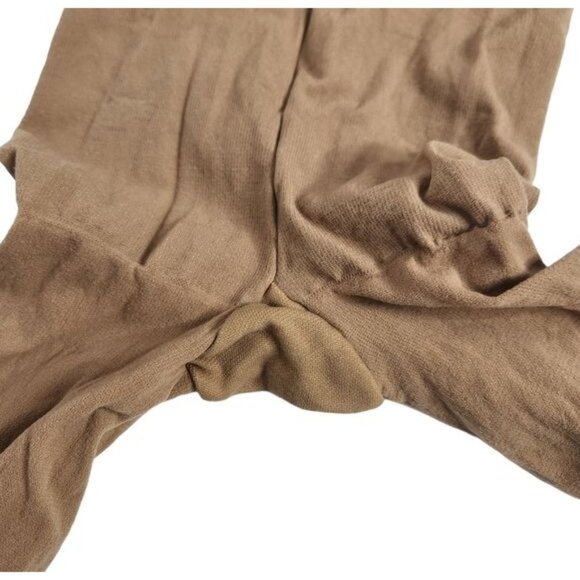 SPANX ASSETS Fantastic Firmers Sensational Shaper Shorts - Picture 3 of 6